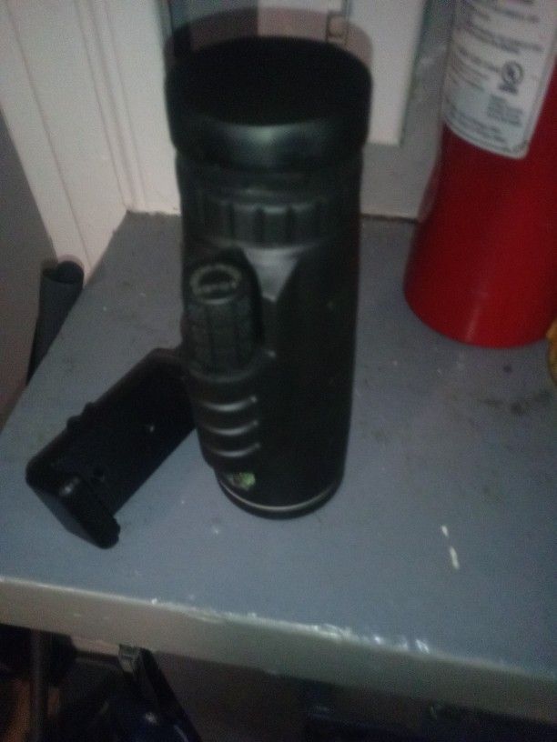 Monocular