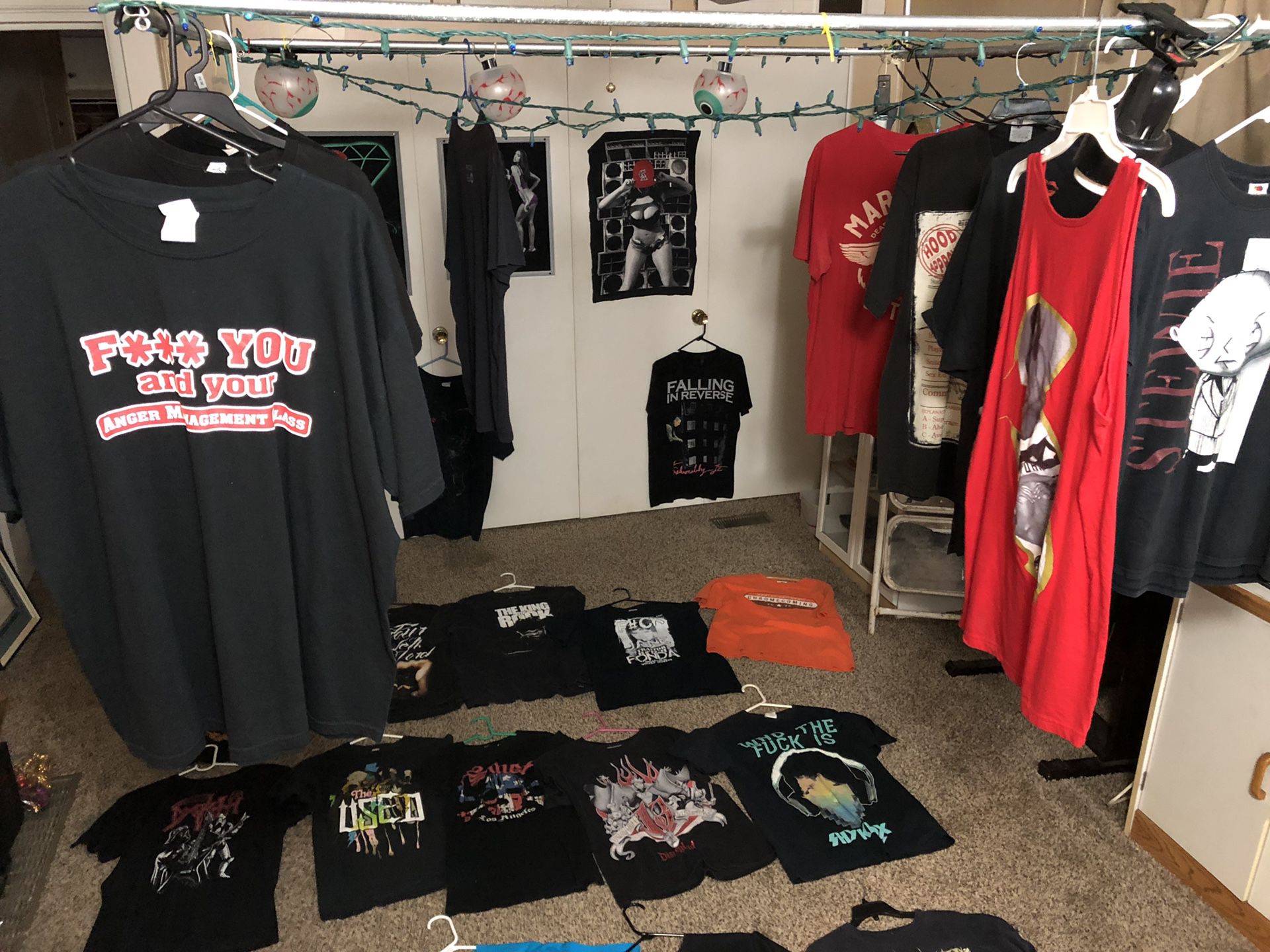 Graphic T-Shirt Lot and lots more