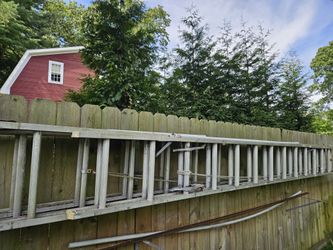 32ft Light Duty Extension Ladder