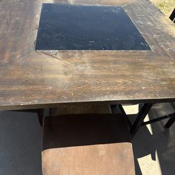 Table And 5 Chairs $40