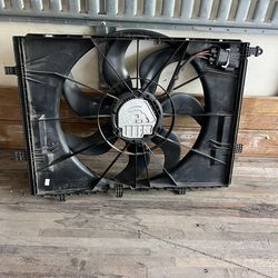 Mercedes engine fan