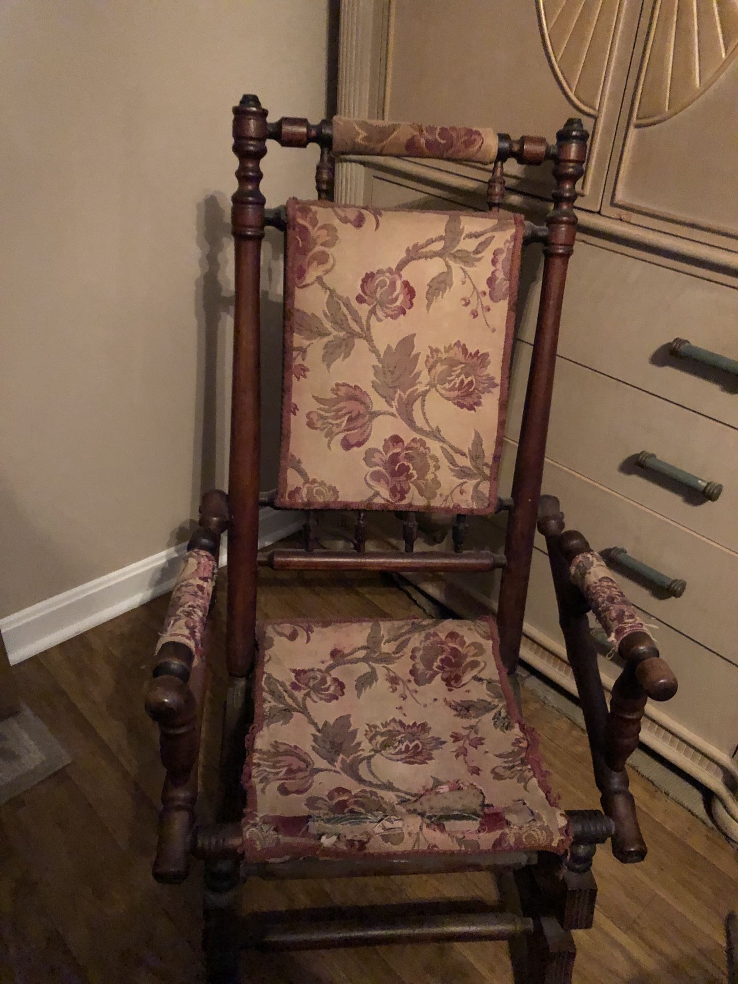 Beautiful Vintage Rocking  Chair 