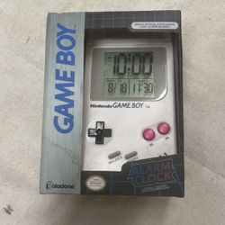 Gameboy Alarm Clock Looks Like Original Nintendo One
