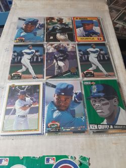 18 Ken Griffey Jr Baseball Cards