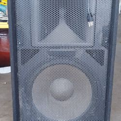 Peavey 115D Self Power 400W Program