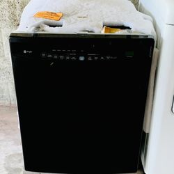 Dishwasher GE Profile Pearl Black Like New FREE Delivery 