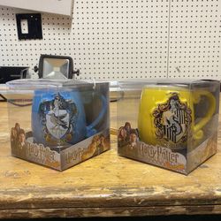 2 Harry Potter Mugs 
