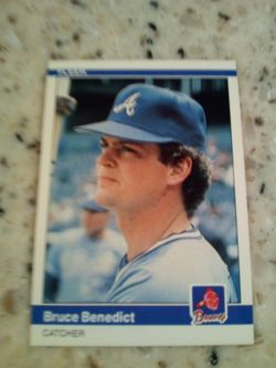 Vintage 1984 fleer baseball/ Bruce Benedict/ catcher/ Atlanta braves/ card # 172