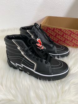 BRAND NEW VANS Sk8-Hi Bolt Black & White Casual Athletic Sneakers