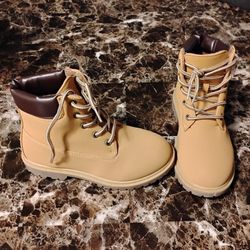 New Girls Little Wild Diva Boots Size 2 youth