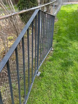 All Free(skies, water skies, tire chains, mini fridge, 3-speakers,step railing