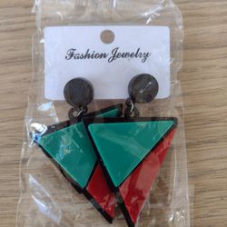 Red green geometric diamond earrings, acrylic diamond earrings, Christmas earrings, pendant earrings, dangle earrings, triangle earrings