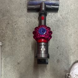 DYSON V7 Motörhead Vacuum 