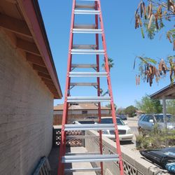 12 Ft Fiberglas ladder 