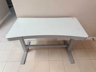 Tresanti 47” Adjustable Electric Standing Desk with Glass Top