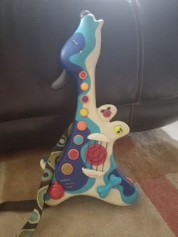 Kid guitar