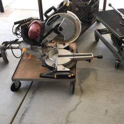 Sliding Compound Miter Saw