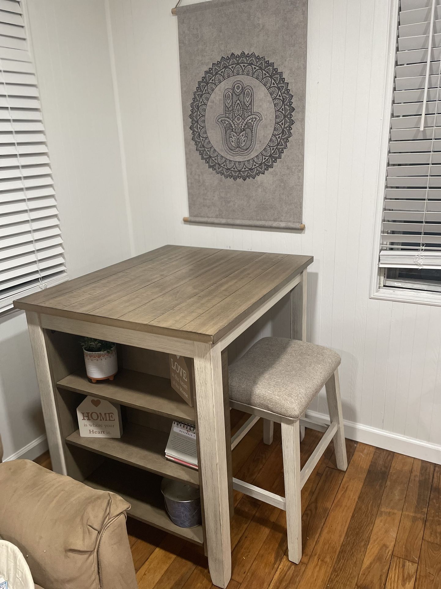 Small Kitchen Table With Shelving