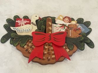 Vintage Decorated Chair Nancy Brackbill folk art Christmas wall plaque.