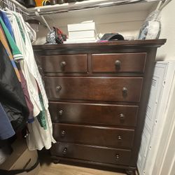 Chest Drawer