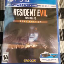 PS4 GAME RESIDENT EVIL BIOHAZARD GOLD EDITION..ONLY USED COUPLE TIMES..NOT MY STYLE...GREAT CONDITION ADULT OWN..