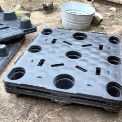 Plastic Shipping Pallets 