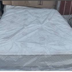 Queen Size Mattress Serta Perfect Sleeper (Mattress Only)