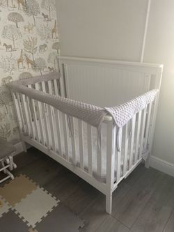 Baby crib and rocking chair for sale