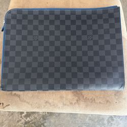 Authentic Louis Vuitton Damier Graphite $300