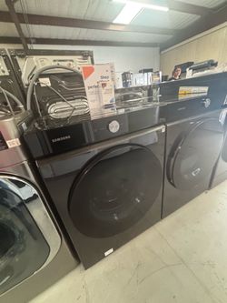 SAMSUNG BESPOKE WASHER AND DRYER SET GAS