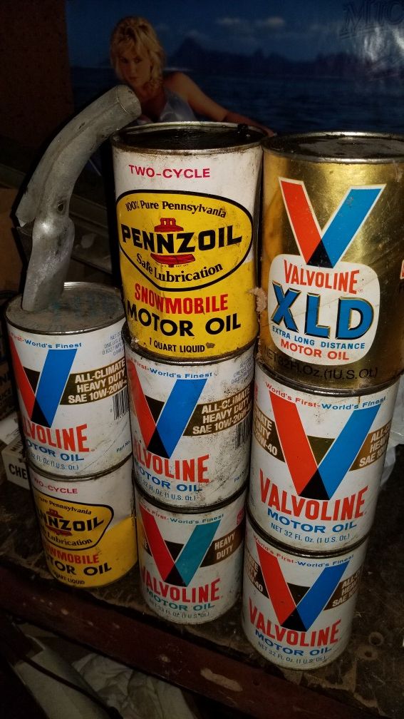 Vintage VALVOLINE PENNZOIL unused Oil cans & OLD SPOUT
