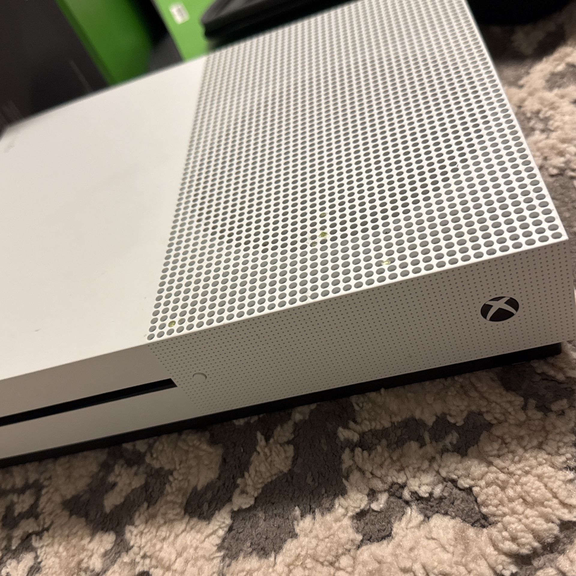 Xbox One S