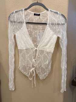NWT~Miss Me Women White Coco Lace Sheer Tie-Front Long Sleeve Top Size Small