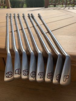 (8) Vintage Ladies Spaulding Executive Irons, Steel Shaft Made In USA Medium Golf RH
