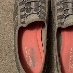Brand New Skechers Relaxed Fits Memory Foam Shoe