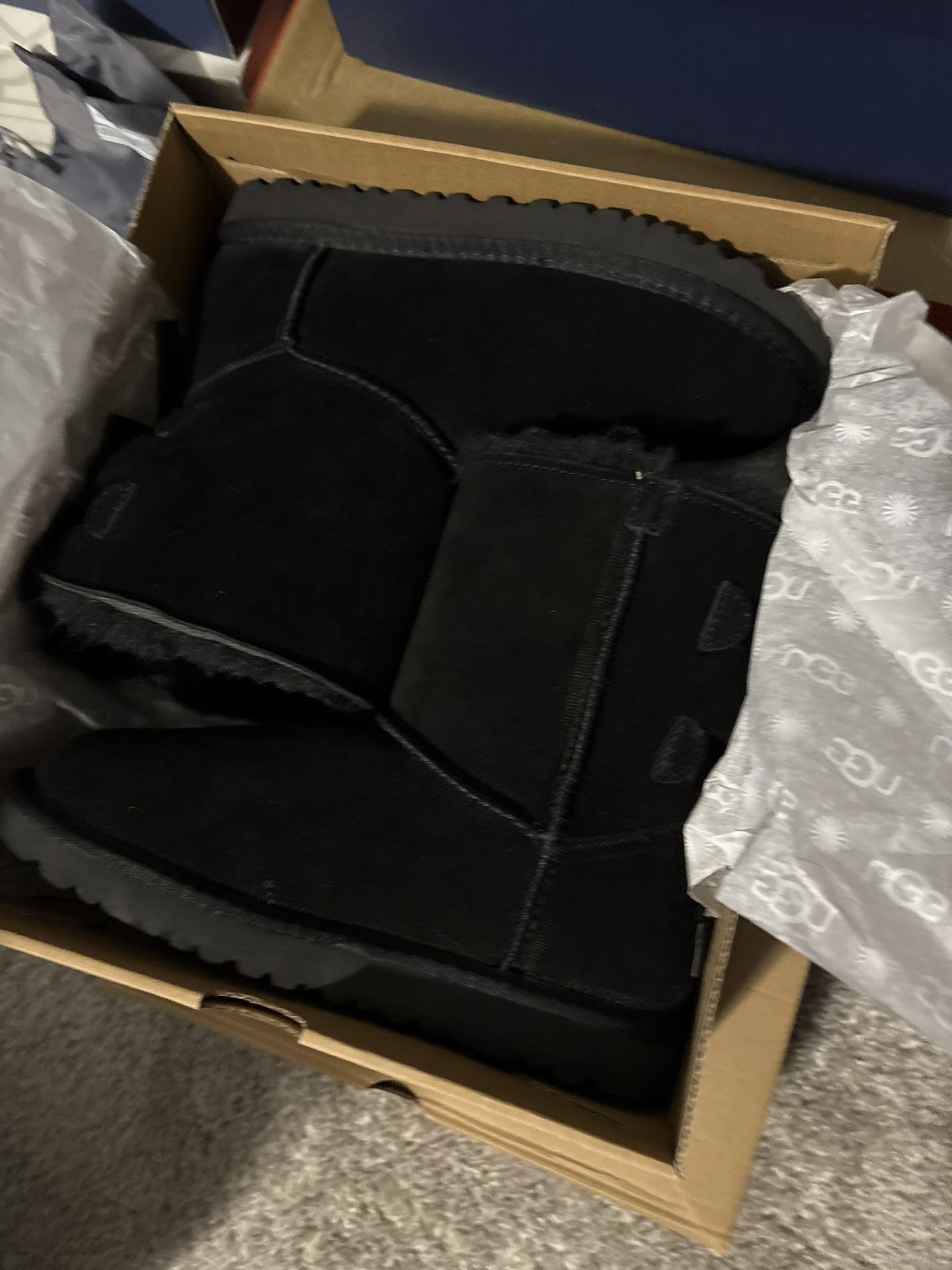 Ugg Boots (Bailey Bow 2) , Black, Size 8 Women