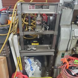 Harbor freight 12 ton press