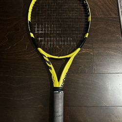 Tennis Racket. Babolat Pure Aero Jr 25