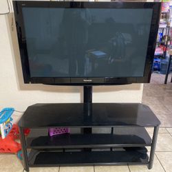 Tv Stand And 55in Tv