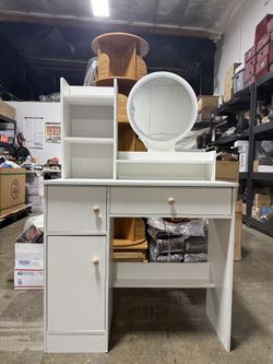 Vanity Desk With Mirror And LED Lights 