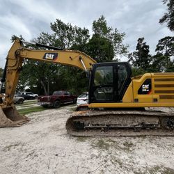 320 Excavator 