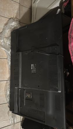 Aquos 52” lcd tv