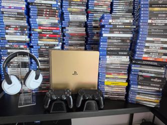PS4 SLIM LIMITED EDITION/ 2 JUEGOS A ELEGIR / 2 MANDOS Y BASE DE CARGA