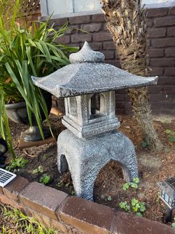 Pagoda lantern Japanese style $120