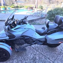 2019 Can-Am F3 Limited - Low Miles Excellent Condition $16,500 OBO