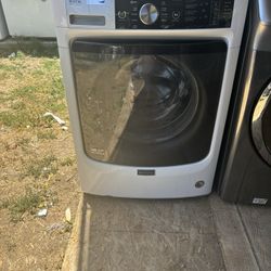 Washer Brand Maytag Heavy Duty Everything Works Great With A 3 Months Warranty 