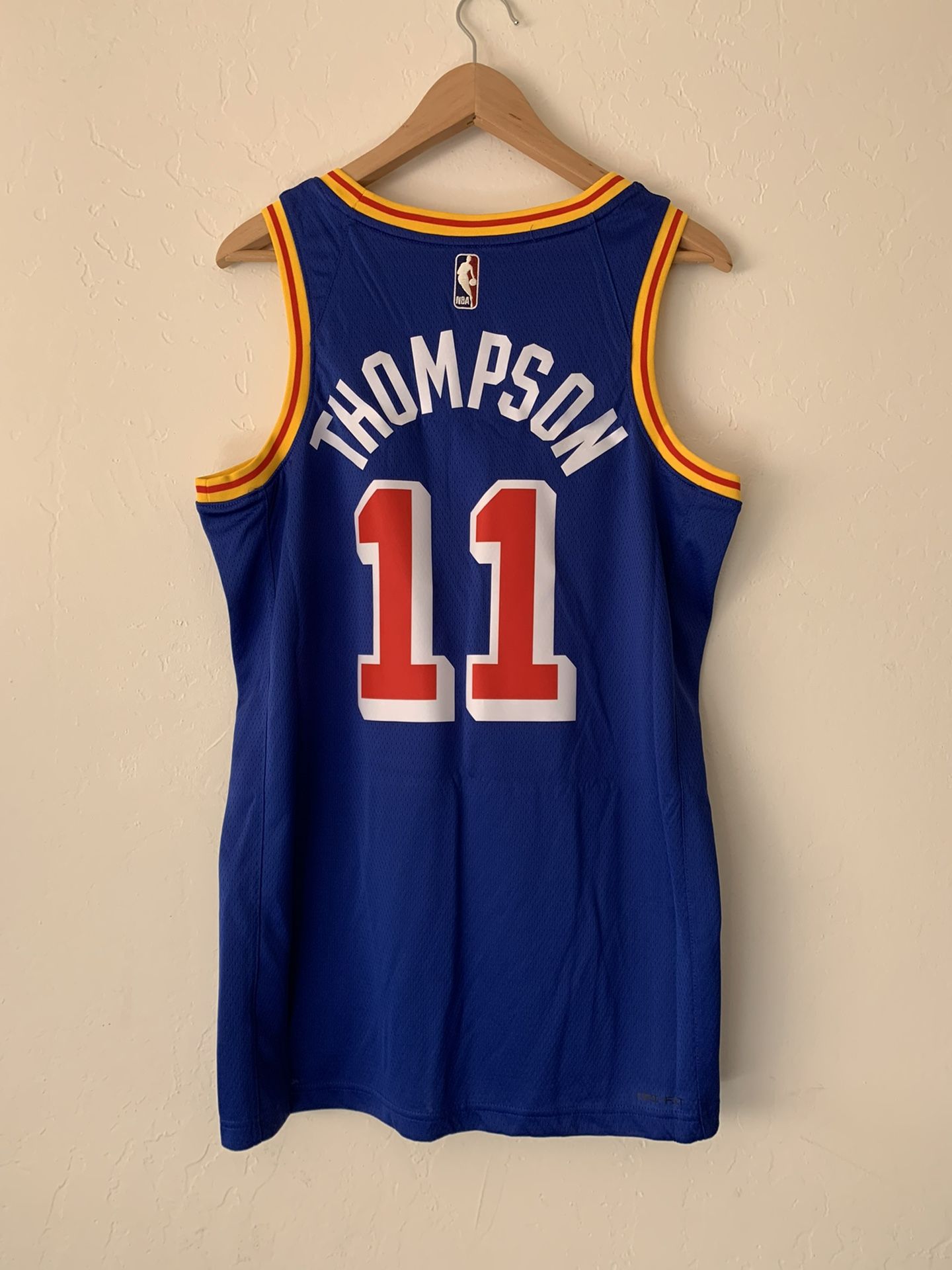 Klay Thompson Yellow Golden State Warriors Hardwood Classics Swingman Badge  Jersey - The City Classic Edition for Sale in San Ramon, CA - OfferUp