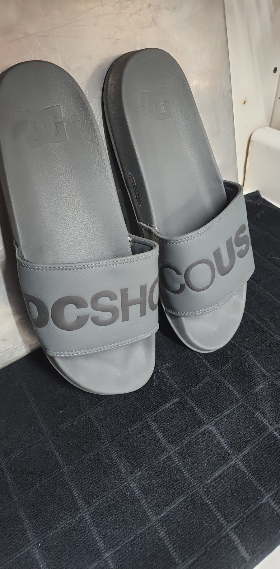 Size 9 DC SHOES sandals