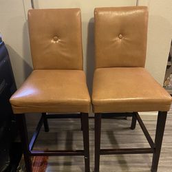 2 Bar Stools 