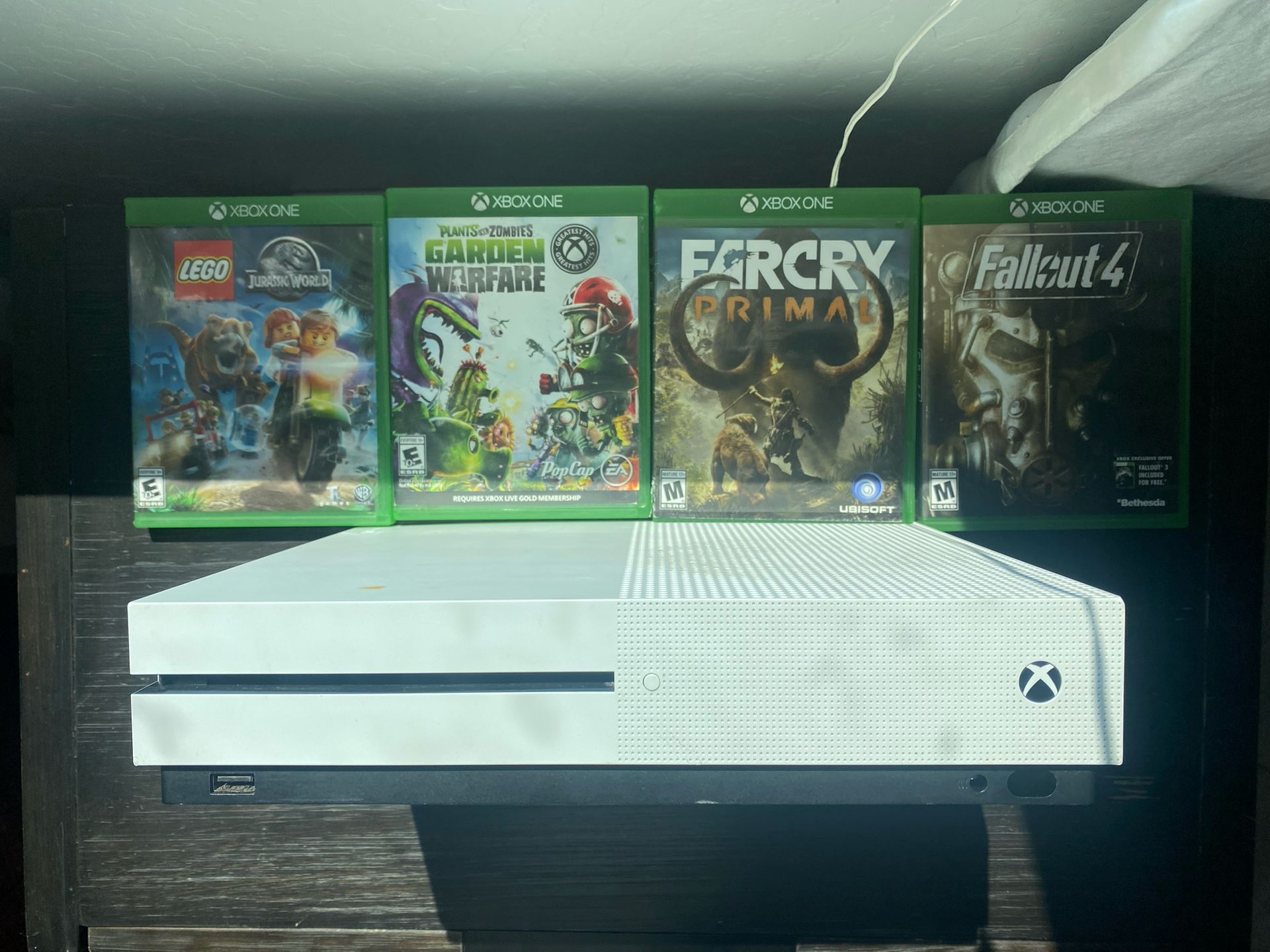 Xbox One S (w 4 Games and Cords)